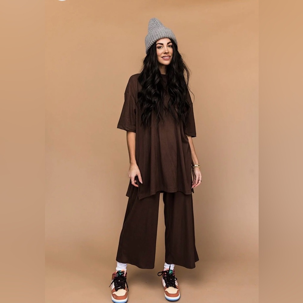 LALA ORIGINAL Dressed in LALA Lex Ribbed Playsuit in Mocha Jumpsuit Set (S) - Picture 16 of 17